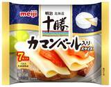 「クリーミーな口どけが楽しめるスライスチーズ「明治北海道十勝カマンベール入りスライスチーズ7枚入り」」の画像1