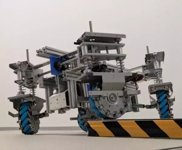 段差に強い全方向搬送ロボットを開発
