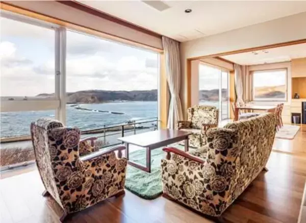 「秋田県男鹿市の旅館「海と入り陽の宿 帝水」がリニューアルオープンから1周年！」の画像