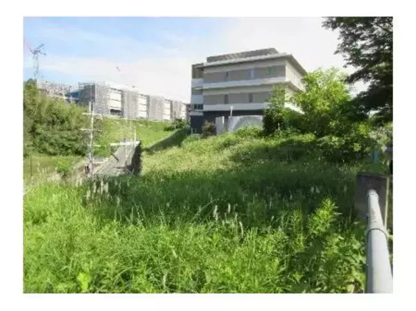 「「ER&Sけいはんなの共生草地」が地域生物多様性増進法に基づく「自然共生サイト」認定」の画像