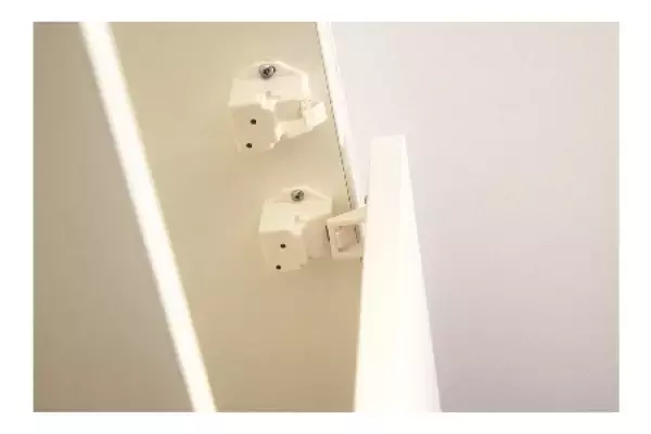 「オーダー家具メーカーが“室内から守る地震対策”を提案　」の画像