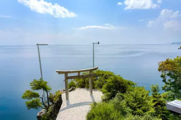 「NHK大河ドラマ「豊臣兄弟！」 2026年1月4日放送開始 戦国武将たちが崇めた琵琶湖の守り神・竹生島を紐解く」の画像