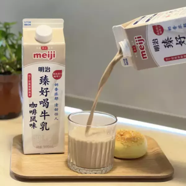 「「明治おいしいミルクコーヒー」を中国向けに「明治臻好喝牛乳（咖啡风味）」として12月15日より新発売」の画像