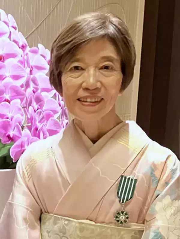 永井敦子教授が「フランス芸術文化勲章 シュヴァリエ」を受章