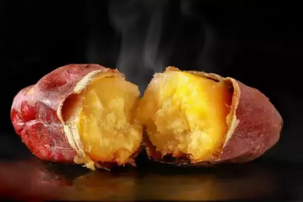 「“蜜芋の魔術師”と開発！プロの火入れを実現した焼き芋トースター『超蜜やきいもトースターG2』に新色登場」の画像