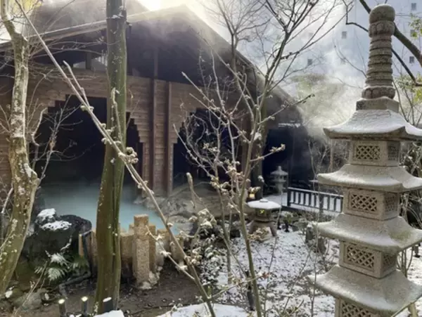 「霧島国際ホテル クリスマス料理が並ぶビュッフェやコンサートなど多彩なイベントを開催」の画像