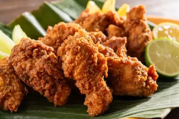 「霧島国際ホテル クリスマス料理が並ぶビュッフェやコンサートなど多彩なイベントを開催」の画像