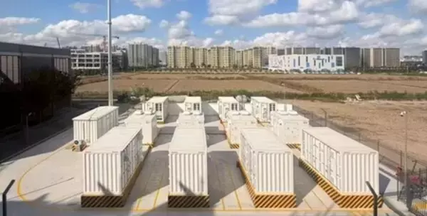 「Robin Zeng：ゼロカーボン技術で持続可能エネルギーの時代を切り開く」の画像