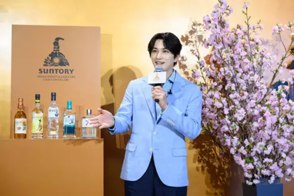 「サントリー大阪工場 スピリッツ・リキュール工房ツアー」オープニングセレモニーに町田啓太さんが登場