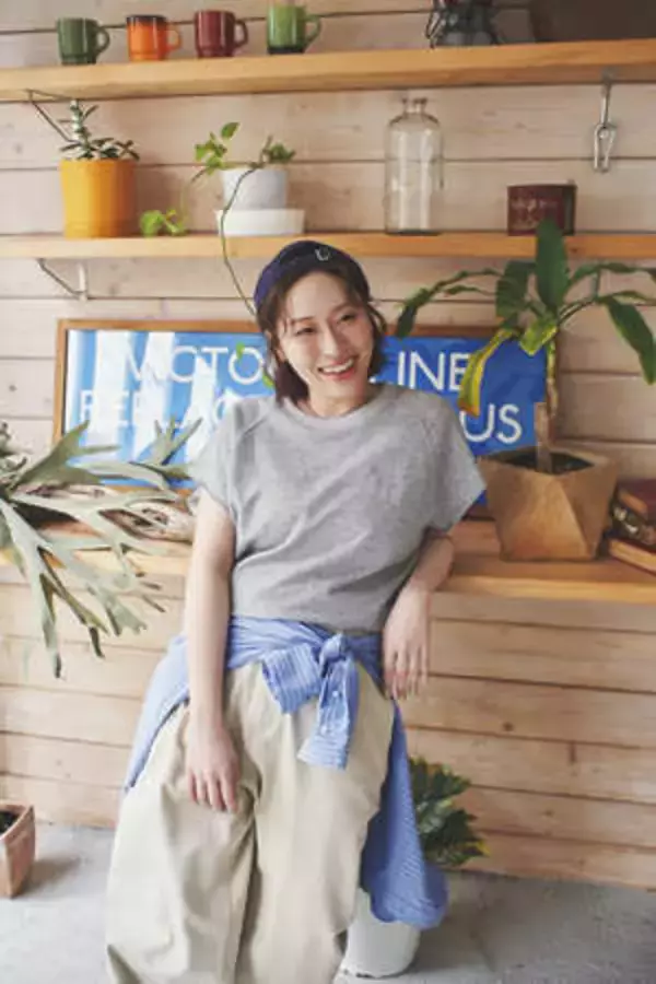 「“芸能界の家族” タレントの丸山 礼とモデルのミチが、 お互いをカメラで撮り合い！」の画像