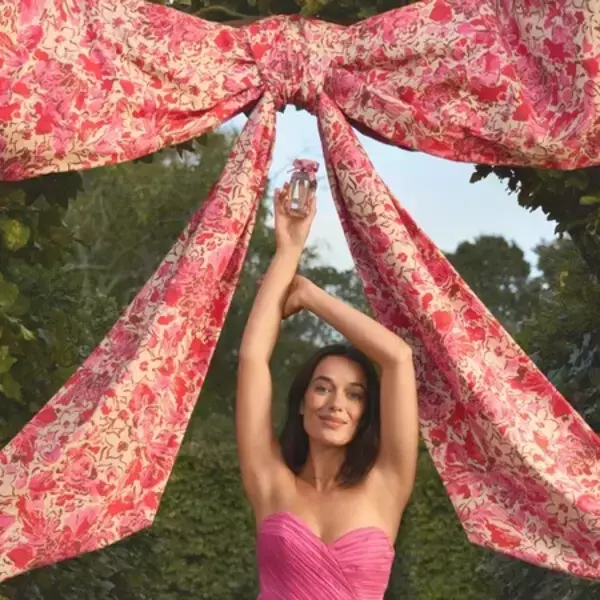 「英国を代表するLaura Ashley、アーカイブプリント着想のフレグランス4種を発売」の画像