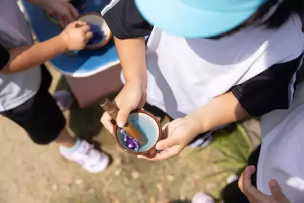 「「あたたかいごはんを届けたい」から５０年。６園約７００人の園児が同じメニューをみんなで味わう」の画像