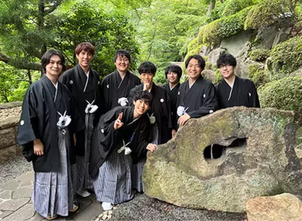 「「Ｓｋｙ presents こちらQuizKnock放送部」放送200回記念！ QuizKnockメンバー8人が和装姿で集結！」の画像