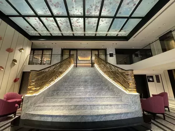 「【京都スイーツ】高級ホテルで唯一無二のアフタヌーンティ体験「サロン ド テ フォション」」の画像