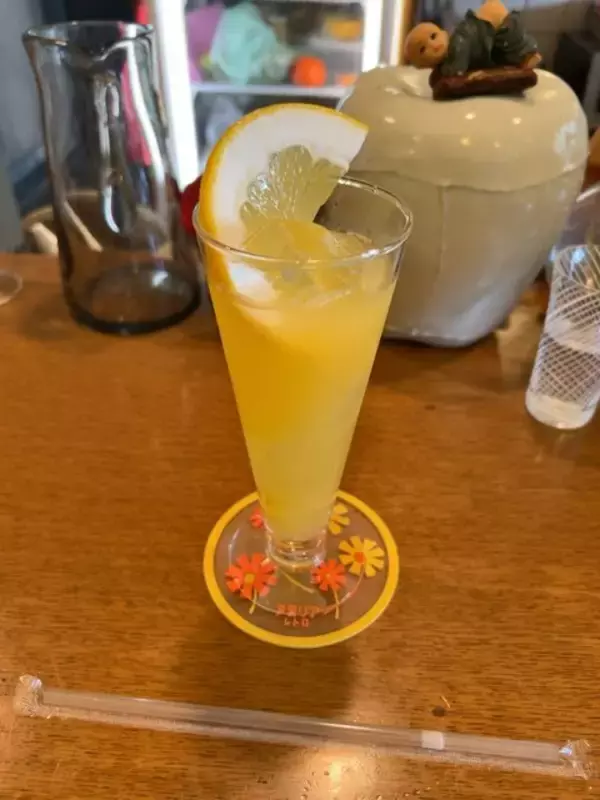 「【京都フルーツパーラー】旬のフルーツ丸搾り！長年愛される地元密着店「アップルハウス」」の画像