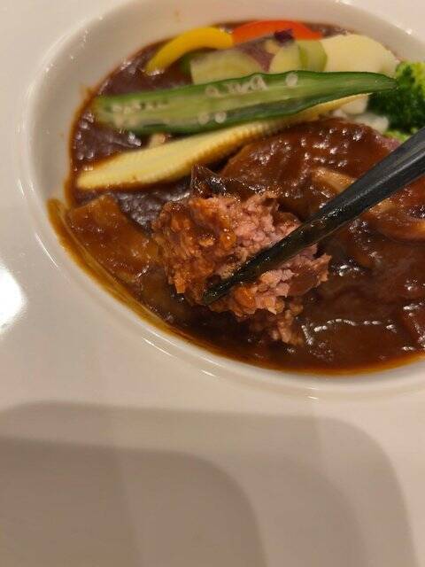 【京都駅ランチ】『煮込みハンバーグ』は平日コスパ大で穴場！アフタヌーンティも「のんき」