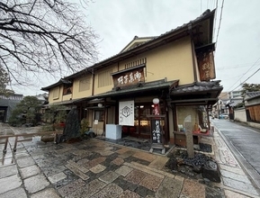 【京都和菓子】「新選組の日」に訪れたい新選組発祥地の御菓子司「京都鶴屋 鶴寿庵」