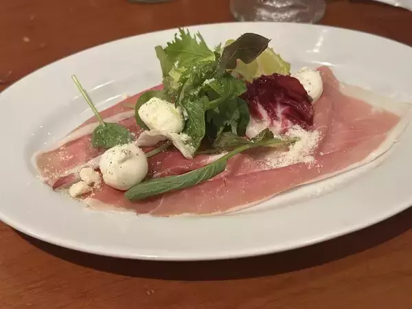 「【ランチ】京都人が長年愛してきたハンバーグ！京都駅の満席人気店「キャピタル 東洋亭」」の画像