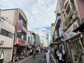 【京都町食堂】昭和にタイムスリップ！伏見稲荷に残る老舗で味わう"いなり寿司"