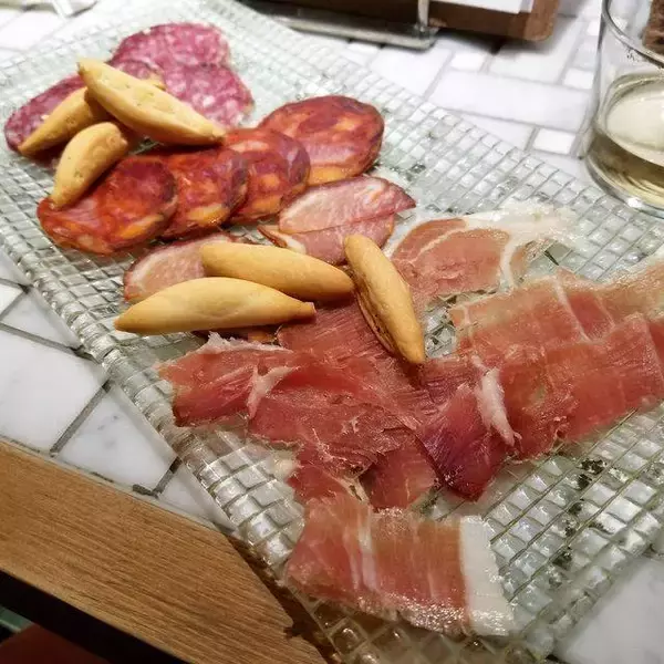 「京都駅南側エリアで評判のスペインバル「アブラモス」」の画像