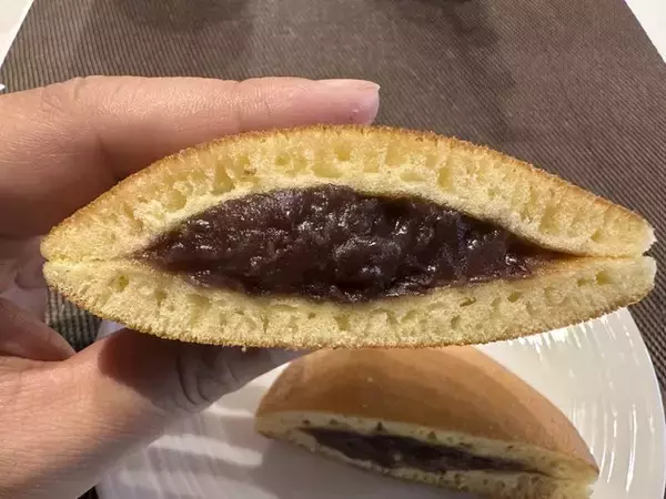 「【京都工場直売所】限定の焼きたてみかさ（どら焼き）が美味しい「京阿月（きょうあづき）」」の画像