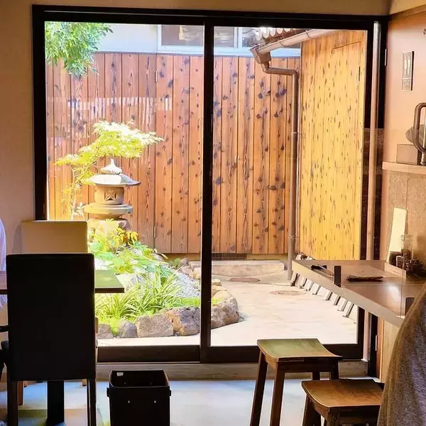 「唯一無二"さば竜田揚げがのっかった“和風ラーメン！北野天満宮近く「なぶら」」の画像