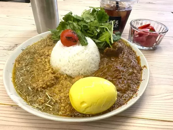 「【京都新店】ビシっとスパイスが効いた辛口カレー！朝カレーもできる「スパイスホリック」」の画像