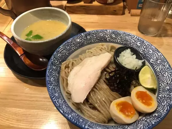 「【京都ランチ】期間限定『昆布水の鶏清湯塩つけ麺』必食☆四条烏丸人気店「麺匠たか松」」の画像