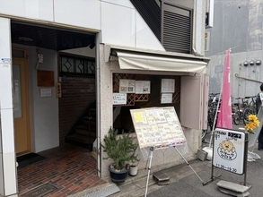 【京都ランチ】裏寺町で長年愛されるレトロ洋食店　名物オムライスは一度食べたい一皿