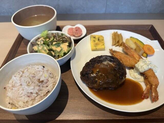 【京都洋食】伏見稲荷大社近く穴場の洋食ランチ「キッチン なかた」