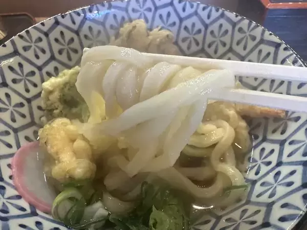 「【京都ランチ】亀岡駅前で発見！本場 讃岐うどんを味わえる「さぬき亭製麺所」」の画像