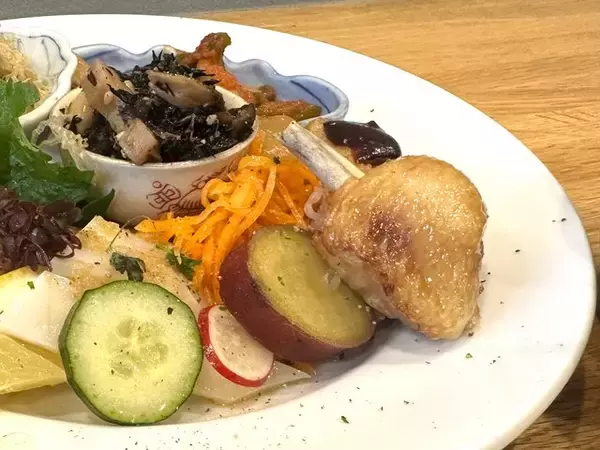 「【京都穴場ランチ】メインを選べる一汁十菜の充実すぎるランチ！二条城近く「大針」」の画像