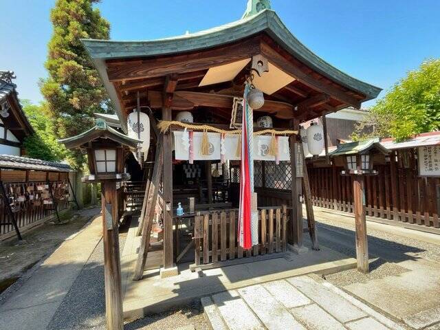 【京都珍絵馬】唯一無二の手づくり“トビウオ”絵馬☆葬送地にある子供の守護神「剣神社」