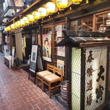 京都・伏見　高架下にある焼鳥がうまい穴場の大衆居酒屋　「吞喰道場 大寅」