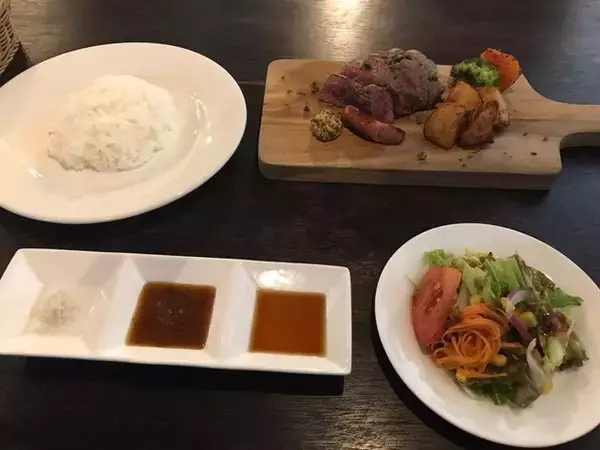 「【京都ランチ】祇園祭で沸く四条烏丸で手軽に国産牛ステーキを「お肉ビストロブロック」」の画像