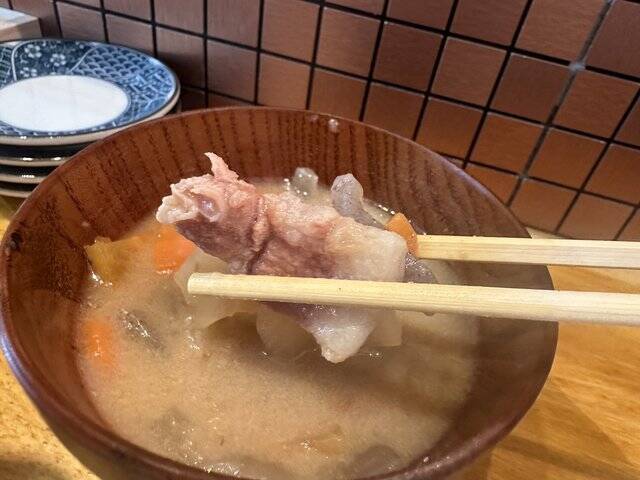 【京都ランチ】低温でじっくりと揚げるジューシーとんかつ「寿樹 伏見稲荷店」