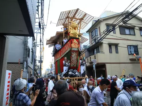 「【祇園祭2022】長さ約4メートルの剣鉾、心地よい鈴の音が印象的な剣鉾奉納神事と曳き初め「大船鉾」」の画像