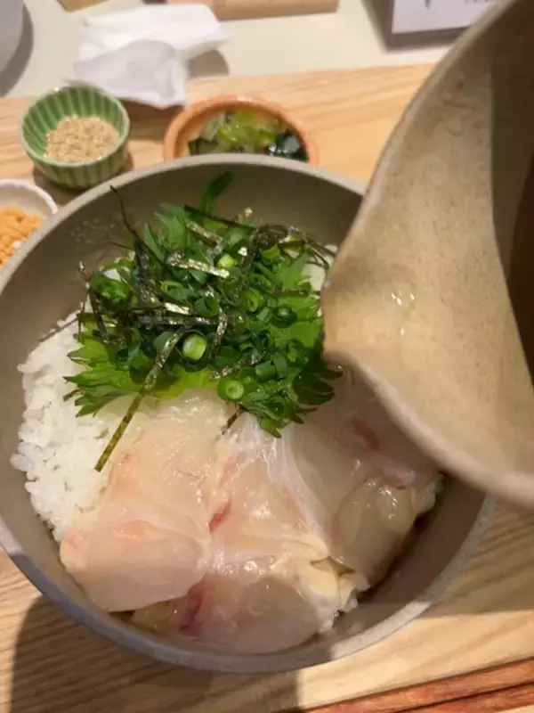 「【京都駅ランチ】錦市場の行列人気店移転☆染み渡る美味しさ京だし茶漬け専門店「京都おぶや」」の画像