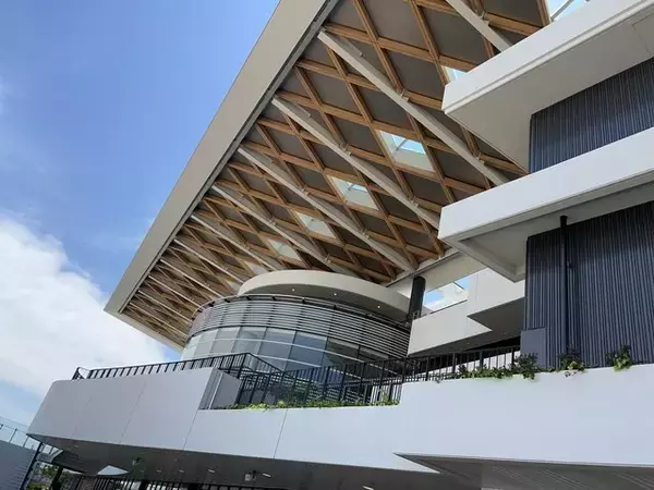 「【京都競馬場】グランドオープンに東京スカパラも登場！ココが新しくなってますます充実☆」の画像