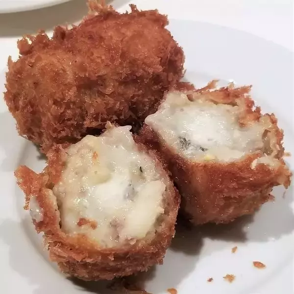 「人気のコロッケバルが移転リニューアル！メニューも豊富に「NISHITOMIYA」」の画像