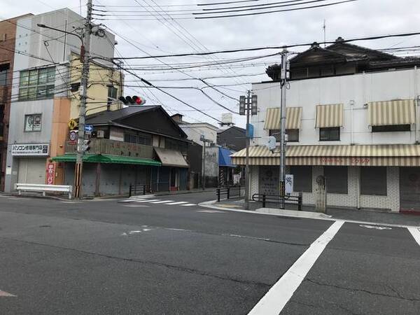 京都史跡ぶらり 京の七口 の鯖街道につながる交通拠点 今出川通の風景に馴染む 大原口道標 年1月28日 エキサイトニュース