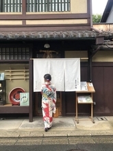 【京都蕎麦】せせらぎの音を聞きながら築100年以上の京町屋で味わう石臼蕎麦「三味洪庵」