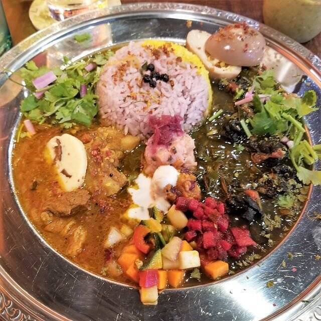 京都のカレー好きも注目！?大丸京都店裏の個性派スパイスカレー店「シチサンカレー」