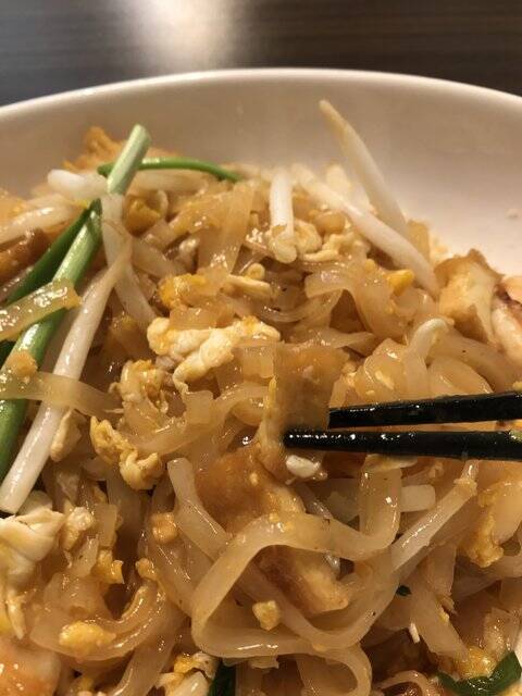 【京都ランチ】本場タイ食材を日本人向けアレンジで人気☆創作タイ料理「パッタイ」