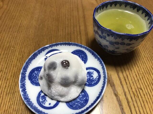 【京都和菓子めぐり】夏越の祓6月30日は『水無月』を！行列人気店もコロナ対策中「出町ふたば」