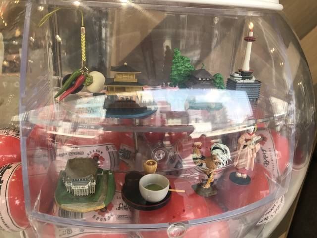 京都お土産めぐり 雅どすなぁ 市内にある京都らしいモチーフのガチャガチャおもちゃを集めました 19年5月29日 エキサイトニュース
