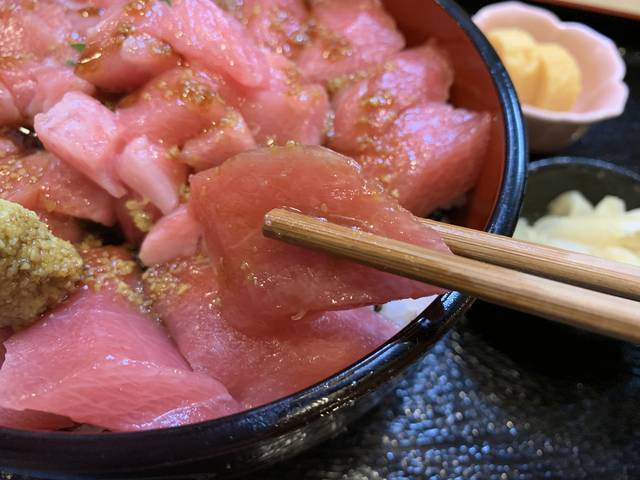 穴場 海鮮ネタたっぷり 大満足の海鮮丼ランチ 料理 なか善 京都 19年6月1日 エキサイトニュース
