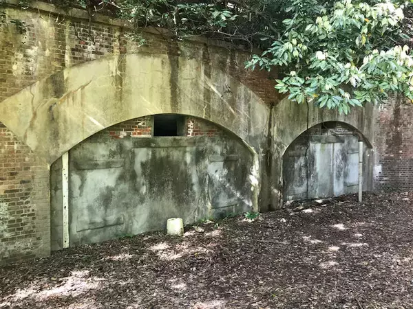 「【京都ぶらり】廃墟マニア必訪！レンガ造の旧陸軍舞鶴要塞「葦谷（あしたに）砲台跡」」の画像