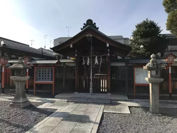 「【京都神社めぐり】お酒の神様の御祭では御神輿祀る「松尾大社 西七条御旅所」」の画像
