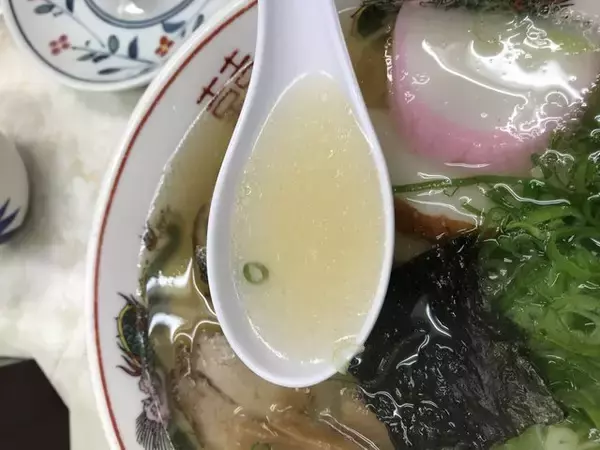 「【京都ランチめぐり】全メニュー1000円以下で中華そば必食！行列人気店「力餅食堂柿仲」」の画像